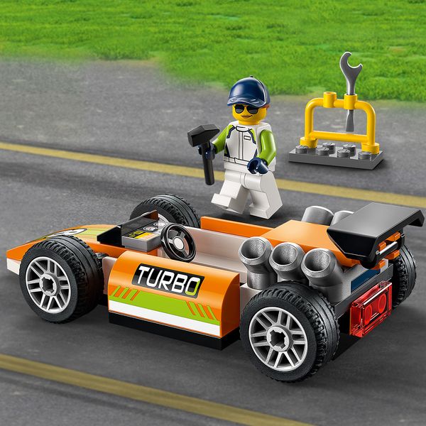 Конструктор "Гоночний автомобіль 46 деталей" LEGO City Great Vehicles 60322 фото