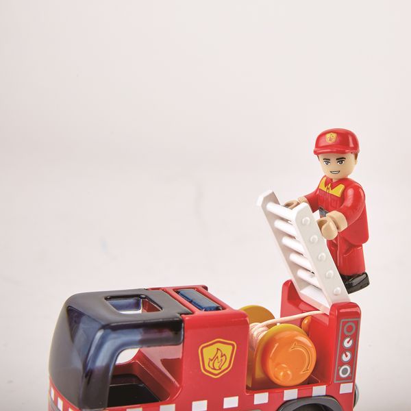 Іграшковий пожежний автомобіль "з сиреною" E3737 фото